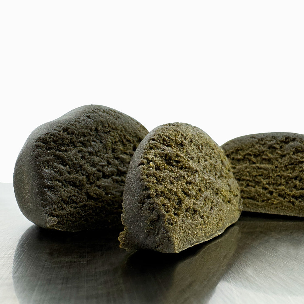 Boule de CBD Malana coupé en trois