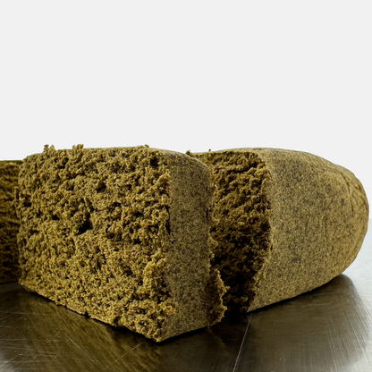 Zoom sur la découpe du CBD Découpe du CBD Mousseux Dos-Si-Dos